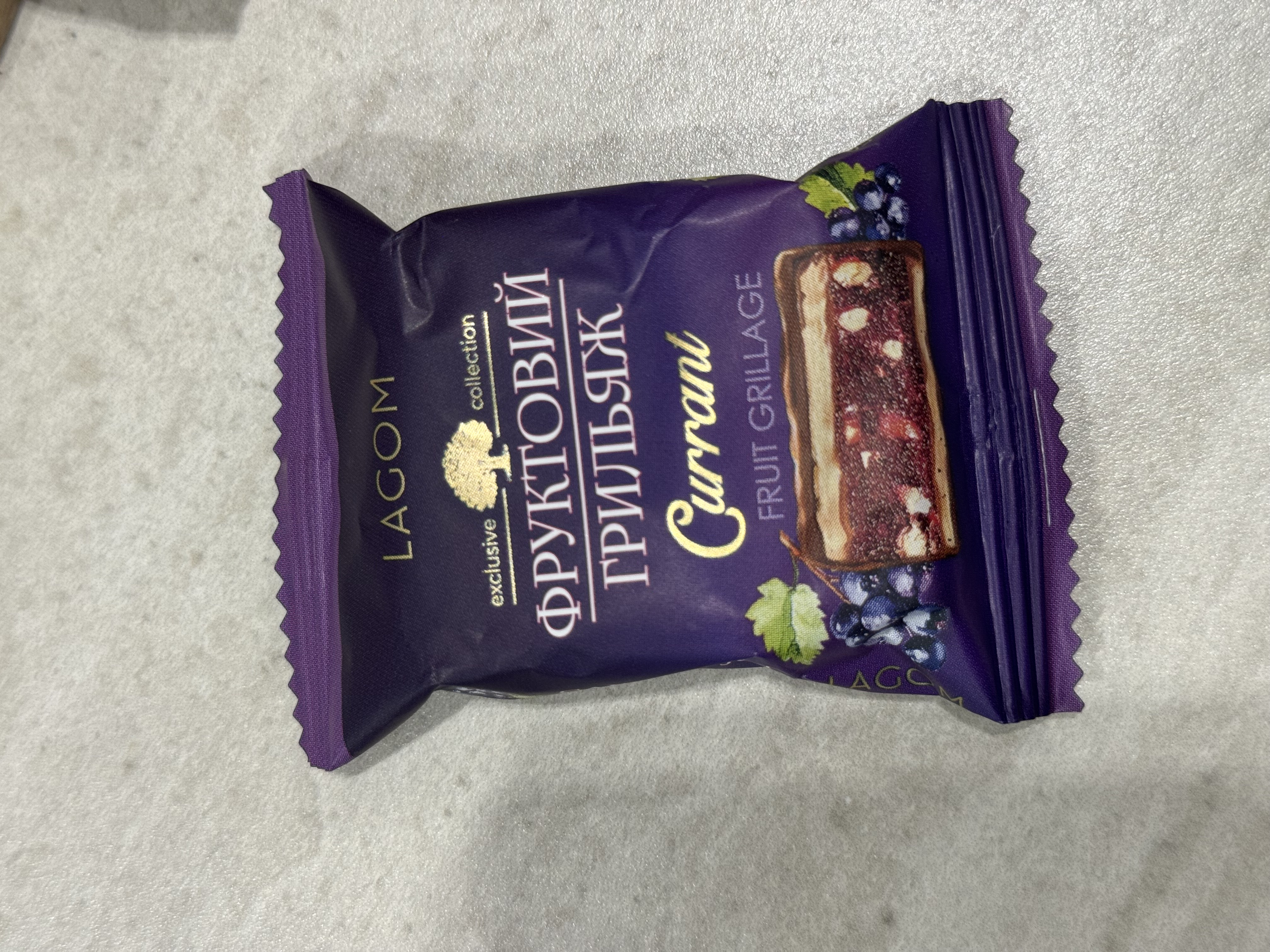 Фруктовий грильяж асорті